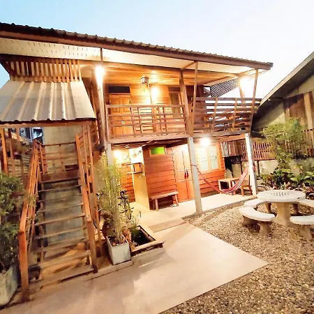 พืชไทยเชียงคาน Chiang Khan Exterior photo